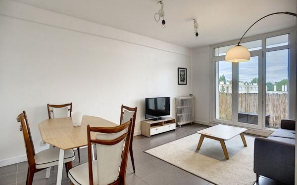 Appartement à louer    3 pièces •  Joinville-le-Pont