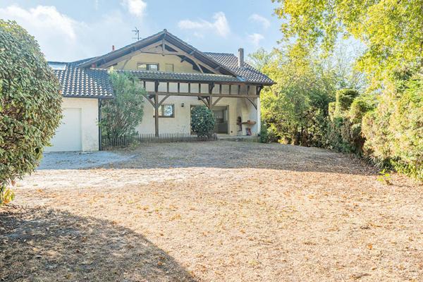 L’esprit landais réinventé : une maison familiale aux volumes généreux