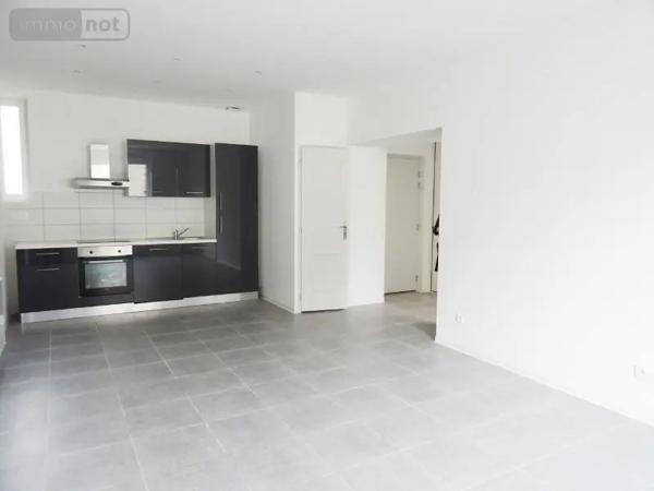 Location - Appartement Bourg-en-Bresse 01000 2 pièces 48 m 2