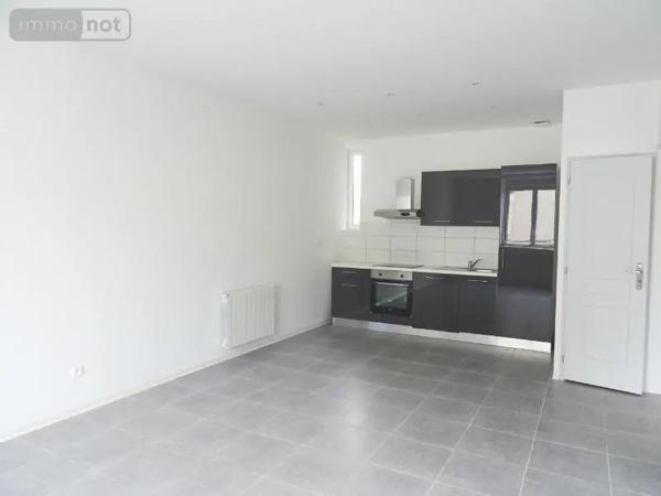 Location - Appartement Bourg-en-Bresse 01000 2 pièces 48 m 2