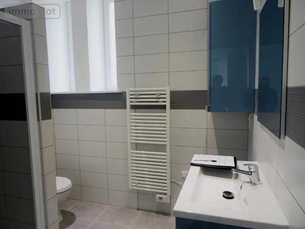 Location - Appartement Bourg-en-Bresse 01000 2 pièces 48 m 2