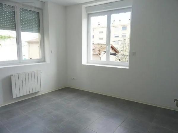 Location - Appartement Bourg-en-Bresse 01000 2 pièces 48 m 2