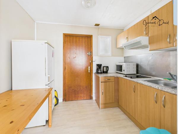 Studio avec loggia, box et parking à deux pas de la mer - Roscoff