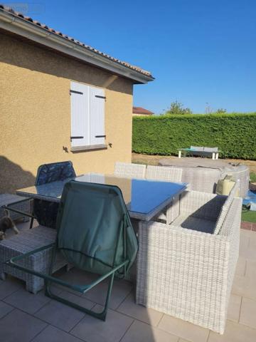Location - Maison Charnay-lès-Mâcon 71850 5 pièces 103 m 2 1073 m 2
