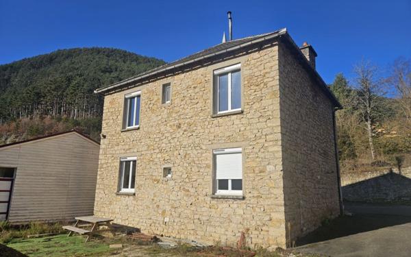 Maison à vendre    6 pièces •  Balsièges