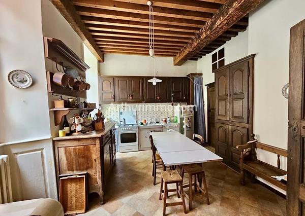 Vente Maison 11 pièces 273 m2 à Arlay