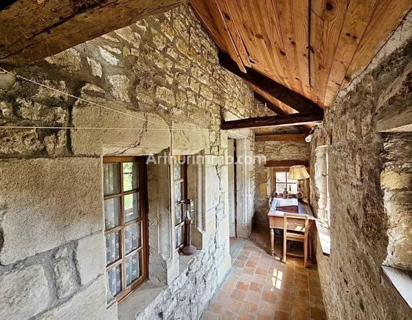 Vente Maison 11 pièces 273 m2 à Arlay