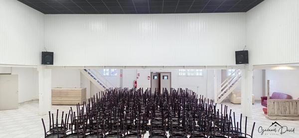 Grand local commercial polyvalent de 546 m²