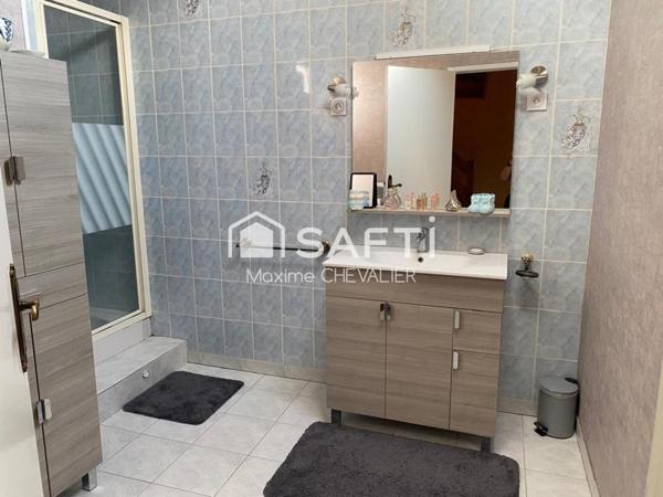 Maison 6 pièces - 234m²