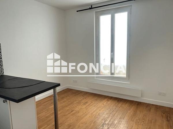 Location Studio 26.9 m² - 19 RUE GAUTHEY Paris 75017