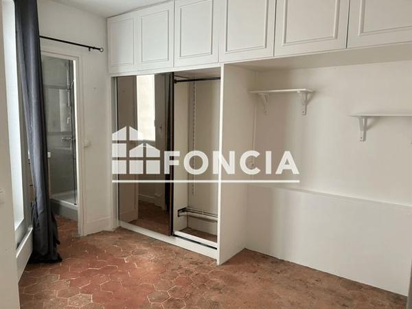 Location Studio 26.9 m² - 19 RUE GAUTHEY Paris 75017