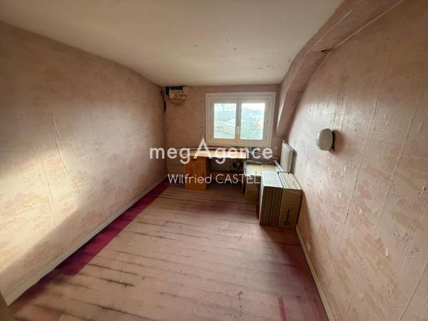 Maison à LA ROCHE-SUR-YON, 85000 - 12 pièces 300m²