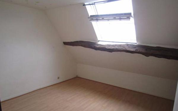 Appartement à louer    2 pièces •  May-en-Multien