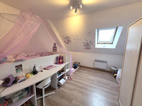 Magnifique maison individuelle traditionnelle, ses 5 chambres et son terrain  !!!