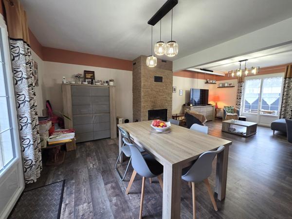 Magnifique maison individuelle traditionnelle, ses 5 chambres et son terrain  !!!