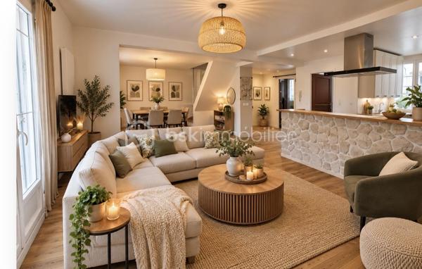 Magnifique duplex plein centre ville du havre. Deux chambres sdd avec wc grand séjour salon très lumineux avec cuisine ouverte citué au deuxième et dernier étage en parfait état ! 60 m2 mais 100 m2 au sol