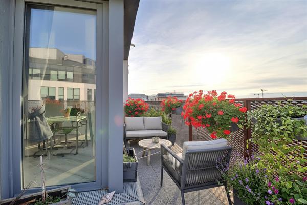 À vendre : Appartement 4 pièces avec vue sur la Tour Eiffel à Saint Denis