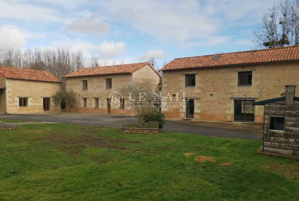 Joli Moulin datant du XVIIIème Siècle