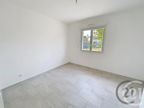 Maison à vendre  5 pièces - 101,48 m 2   COOLUS  - 51