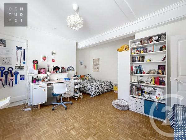Maison à vendre  10 pièces - 237,93 m 2   TROYES  - 10