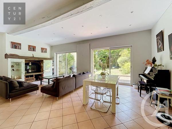 Maison à vendre  10 pièces - 237,93 m 2   TROYES  - 10