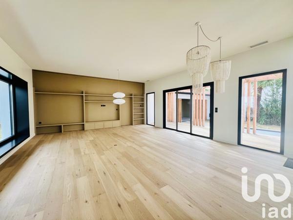 Maison 7 pièces de 250 m² à Biarritz (64200)