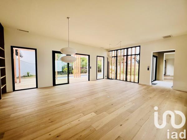 Maison 7 pièces de 250 m² à Biarritz (64200)