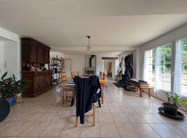Maison à VAL D'OUST, 56460 - 7 pièces 165m²