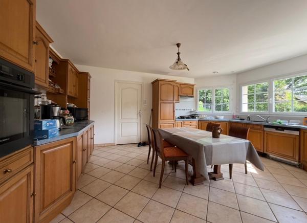 Maison à VAL D'OUST, 56460 - 7 pièces 165m²