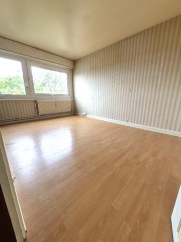 Appartement à vendre 4 pièces 96m² Cambrai (59400)