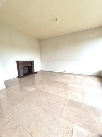 Appartement à vendre 4 pièces 96m² Cambrai (59400)