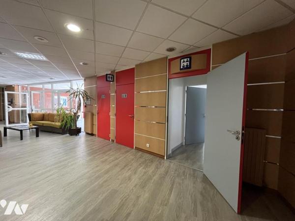 Bureaux modernes équipés ZI CHAMP DU ROY (660 m2 + 220 m2 de stockage)