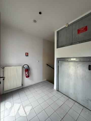 Bureaux modernes équipés ZI CHAMP DU ROY (660 m2 + 220 m2 de stockage)