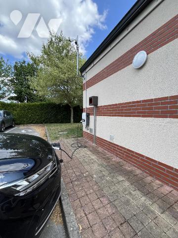 Bureaux modernes équipés ZI CHAMP DU ROY (660 m2 + 220 m2 de stockage)