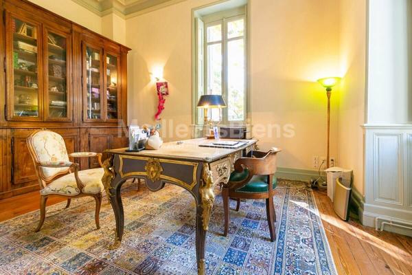 Château de Rêve au Cœur de la Gascogne : Un Trésor Historique avec Vue sur les Pyrénées