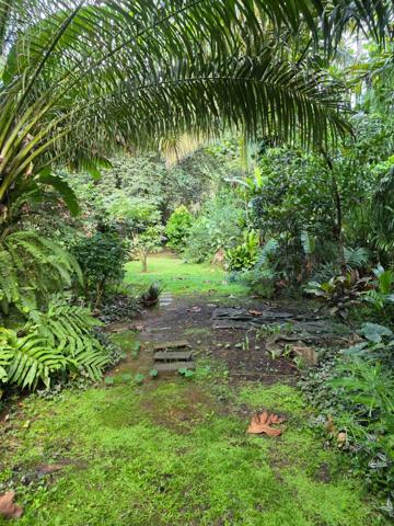 Villa 5 chambres + 2 F2 indépendants sur plus de 2400 m² de terrain