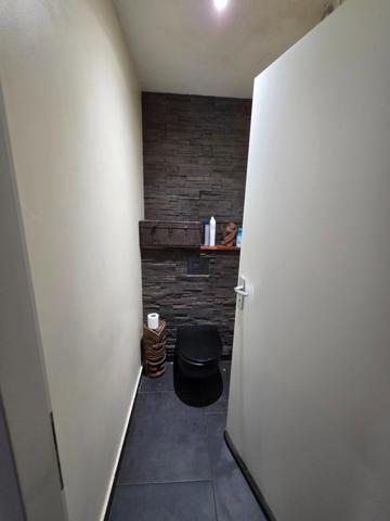 Villa 5 chambres + 2 F2 indépendants sur plus de 2400 m² de terrain