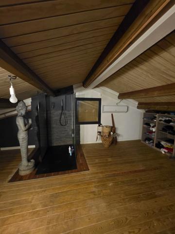 Villa 5 chambres + 2 F2 indépendants sur plus de 2400 m² de terrain