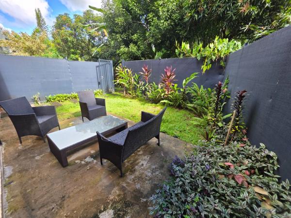 Villa 5 chambres + 2 F2 indépendants sur plus de 2400 m² de terrain