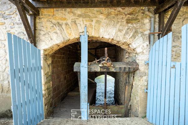 Moulin de caractère avec piscine et maison indépendante