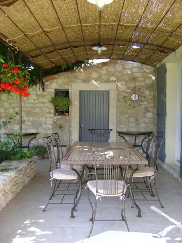 Maison Cabannes 4 pièce(s) 878m2