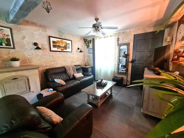 Maison Cabannes 4 pièce(s) 878m2