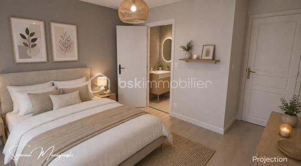 🏡✨ NOUVEAUTÉ EN EXCLUSIVITÉ 
                BRUAY-LA-BUISSIÈRE ✨🏡

💎 TRÈS BELLE OPPORTUNITÉ EN PLEIN CŒUR DU CENTRE-VILLE !

📍 Appartement de 103 m² 

Vous recherchez un appartement spacieux, idéalement situé et offrant de nombreuses possibilités d'aménagement ?
Ce bien saura vous séduire par ses volumes, son potentiel et son emplacement privilégié,
à proximité immédiate des commerces et de toutes les commodités.

✨ Il se compose de :
🚪 Une entrée spacieuse desservant les différentes pièces de l'appartement
🛋️ Un salon séjour de 30 m² avec accès terrasse
✨ Possibilité d'agrandir la pièce de vie pour obtenir un superbe salon séjour d'environ 40 m²
🍽️ Une cuisine équipée avec accès terrasse
🛏️ Une suite parentale de 13 m² avec sa salle d'eau
🛏️ Une chambre de 9 m²
🛏️ Une belle chambre de 15 m² avec dressing
💡 Possibilité de conserver une quatrième chambre de 12 m² selon la configuration choisie
🚿 Une seconde salle d'eau
🚽 Un WC indépendant
👗 De nombreux placards et espaces de rangement, dont un dressing

☀️ Un extérieur en plein centre-ville !
🌿 Une terrasse, véritable atout pour profiter des beaux jours.

⚙️ Côté confort :
🔥 Chauffage au gaz
🪟 Menuiseries double vitrage
⚡ Volets électriques
🌐 Fibre
🚗 Une place de stationnement privative et sécurisée
📦 Une cave

🔐 Une résidence sécurisée :
📹 Surveillance par caméra
🔢 Accès par digicode
🛗 Ascenseur
🏢 Appartement situé au 1er étage

💶 Copropriété et informations financières :
💰 Charges de copropriété : 1 670 €
🏡 Taxe foncière : 1 918 €
✅ Aucune procédure en cours au sein de la copropriété

💡 Le véritable atout de cet appartement ? Sa modularité ! Vous pouvez privilégier une configuration
 allant jusqu'à 4 chambres, ou choisir d'agrandir votre espace de vie pour profiter d'un magnifique salon séjour d'environ 40 m².

🏙️ 103 m² en plein centre-ville, une terrasse, un stationnement privatif, une cave, un ascenseur et toutes les commodités à proximité : 
un ensemble particulièrement intéressant aussi bien pour une résidence principale que pour un investissement immobilier.

💙 Cet appartement offre un excellent rapport surface/prix et un très beau potentiel !

📞 Une visite s'impose ! Contactez moi pour découvrir les différentes possibilités qu'offre cet appartement et vous projeter dans votre futur projet.