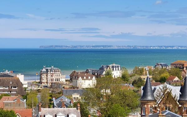 Appartement à vendre    4 pièces • 100 m2 Villers-sur-Mer