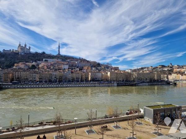 RARISSIME ! T3 bis vue FOURVIERE LYON 2