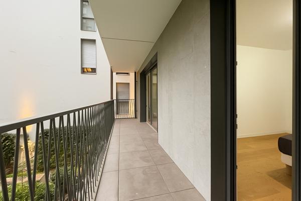 Lumineux 2 pièces avec balcon