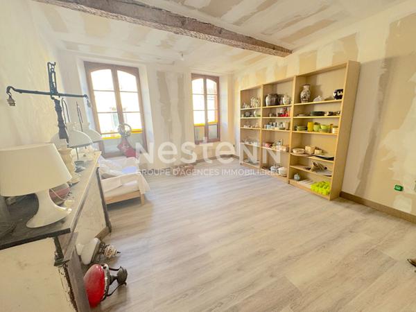 À VENDRE MAISON AVEC LOCAL COMMERCIAL AU COEUR DE PAMIERS