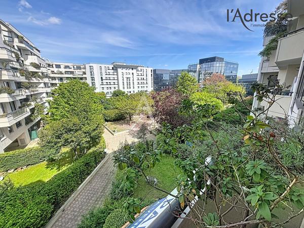 Suresnes Hypercentre - Appartement 3 pièces 71m² - balcon cave et parking