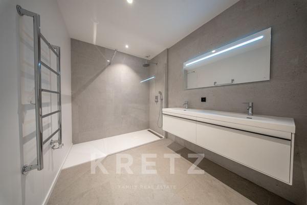 Villa d'architecte ultra-sécurisée au coeur du Bois de Vincin