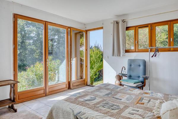 Etretat, vue exceptionnelle, quartier calme 6 pièces dont studio , 149 m2